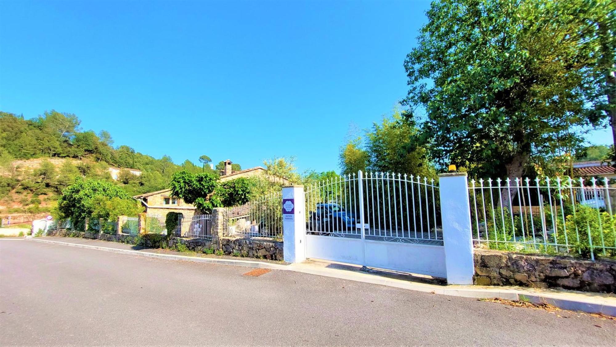 La Bergerie Du Moulin (Adults Only) Bed and Breakfast Taradeau Buitenkant foto